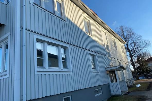 Hjälmarvägen, Örebro