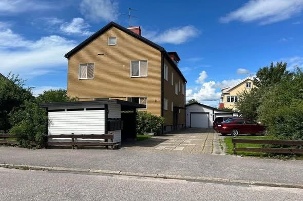 Hjalmar Bergmans väg 70, Örebro